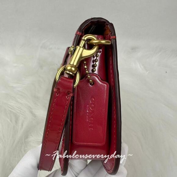 Coach Penn Shoulder Bag In Signature Leather/Gold/Red CCC46 NWT - Picture 6 of 10